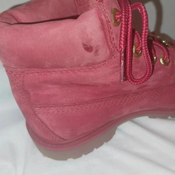 Timberland Boots, Red, Youth Size 1 - Picture 5 of 6